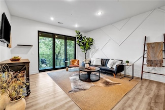 112 Rogers St NE Unit 503, Atlanta, GA 30317