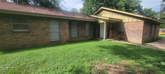 1012 Prairie Ave, Cleburne, TX 76033