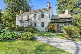 560 North St, Greenwich, CT 06830