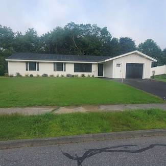 17 Richard Rd, Hudson, MA 01749