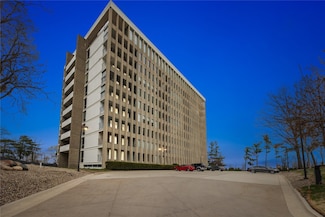 2222 1st Ave NE Unit 204, Cedar Rapids, IA 52402