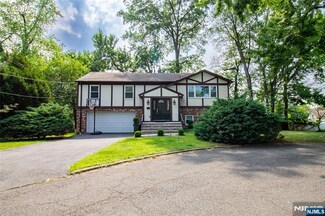 7 Campi Ct, Dumont, NJ 07628