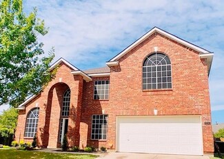 214 Saloon Dr, Grand Prairie, TX 75052