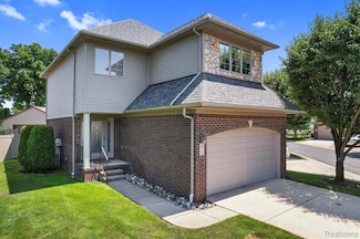 29709 Francesca Ln Unit 1, Chesterfield, MI 48047