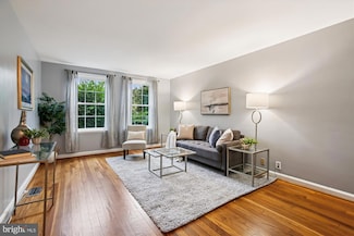 4212 36th St S Unit A1, Arlington, VA 22206