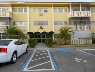 1460 NE 169th St Unit 104, Miami, FL 33162