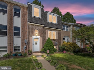 2524 Vineyard Ln, Crofton, MD 21114