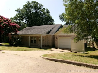 4121 Howard St, Muskogee, OK 74401