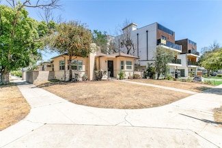 5656 Cartwright Ave, North Hollywood, CA 91601