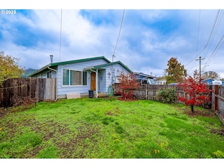 416 Glen Ave, Sutherlin, OR 97479