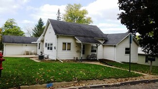 690 S Ira St, Richland Center, WI 53581