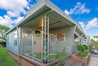 8360 SW 21st St, Davie, FL 33324
