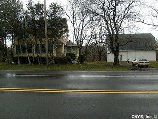 7636 Grant Ave Rd, Sennett, NY 13021