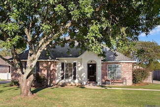 16080 Kirsten Dr, Prairieville, LA 70769
