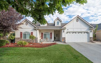 3340 W Sady Ave, Visalia, CA 93291