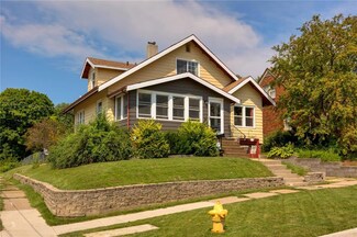 702 8th St, West Des Moines, IA 50265
