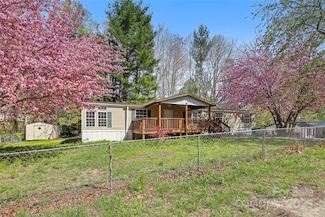 5 Concord Knoll Ln, Asheville, NC 28803