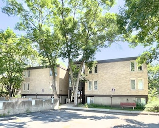 4023 14th Ave S Unit 18A, Minneapolis, MN 55407