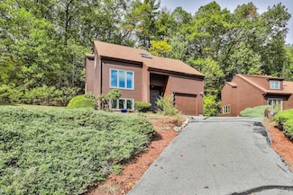 6 Cornwall Ln Unit 7, Nashua, NH 03063