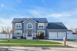 18 Yaffa Rd, Bayville, NJ 08721
