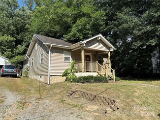 109 Hickory St SW, Lenoir, NC 28645