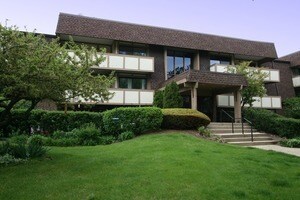 437 Cavalier Ct Unit 111, West Dundee, IL 60118