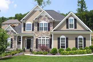 186 Day St, Granby, CT 06035