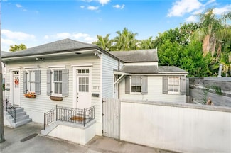 1011 Toledano St, New Orleans, LA 70115