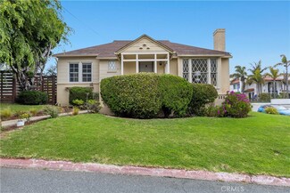 2110 Borden Ave, Hermosa Beach, CA 90254