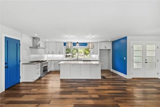 1910 Warmlands Ave, Vista, CA 92084