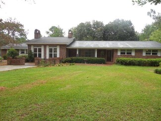 706 Altman Rd, Folkston, GA 31537