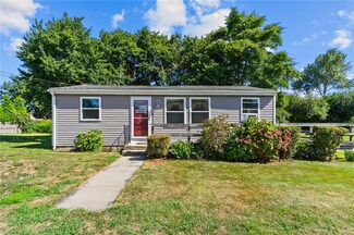45 Durkin Dr, Narragansett, RI 02882