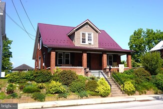 520 Carlisle St, Gettysburg, PA 17325