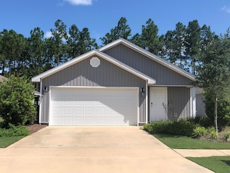 647 Earl Godwin Rd, Freeport, FL 32439