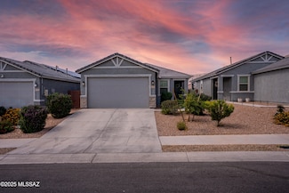 13149 E Iron Chief Dr, Tucson, AZ 85747