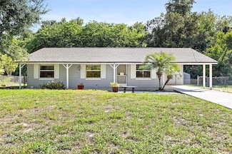 950 Pearl Dr, Mount Dora, FL 32757