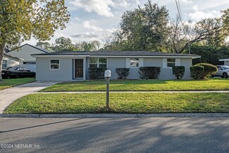 6954 Delisle Dr, Jacksonville, FL 32244