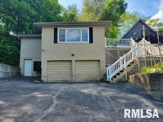 1718 5th Ave, Rapids City, IL 61275