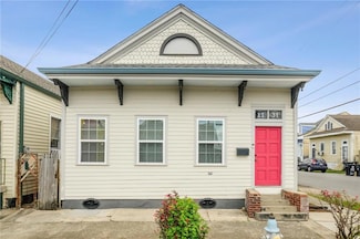 1131 N Roman St, New Orleans, LA 70116