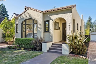1831 Harvard Dr, Alameda, CA 94501