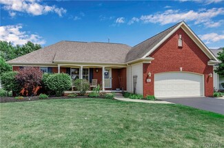 60 Nicholas Ln, Lancaster, NY 14086
