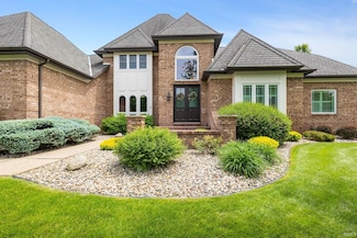 11070 Birch Lake Dr, Granger, IN 46530