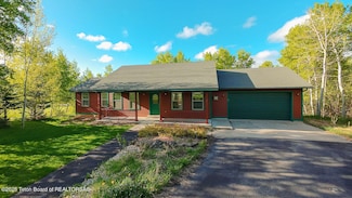 99 Sugar Loaf Dr, Thayne, WY 83127