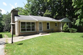 2727 S Waukesha Rd, Milwaukee, WI 53227