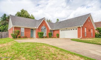 4260 Triple Crown Loop N, Southaven, MS 38671