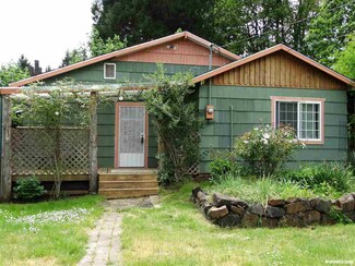 281 Fair Oaks St, Falls City, OR 97344