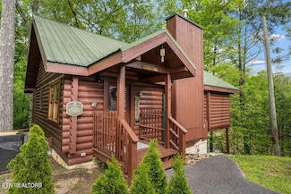 614 Hillbilly Haven Way, Gatlinburg, TN 37738