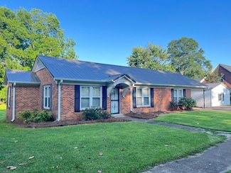158 Shannon Ave, Shannon, MS 38868