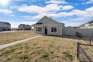 840 Mountain Vista Way, Kalispell, MT 59901