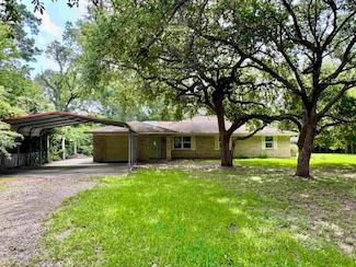 2003 Craig St, Orange, TX 77630